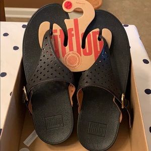 Fitflops: Skinny Toe Post-Latticed